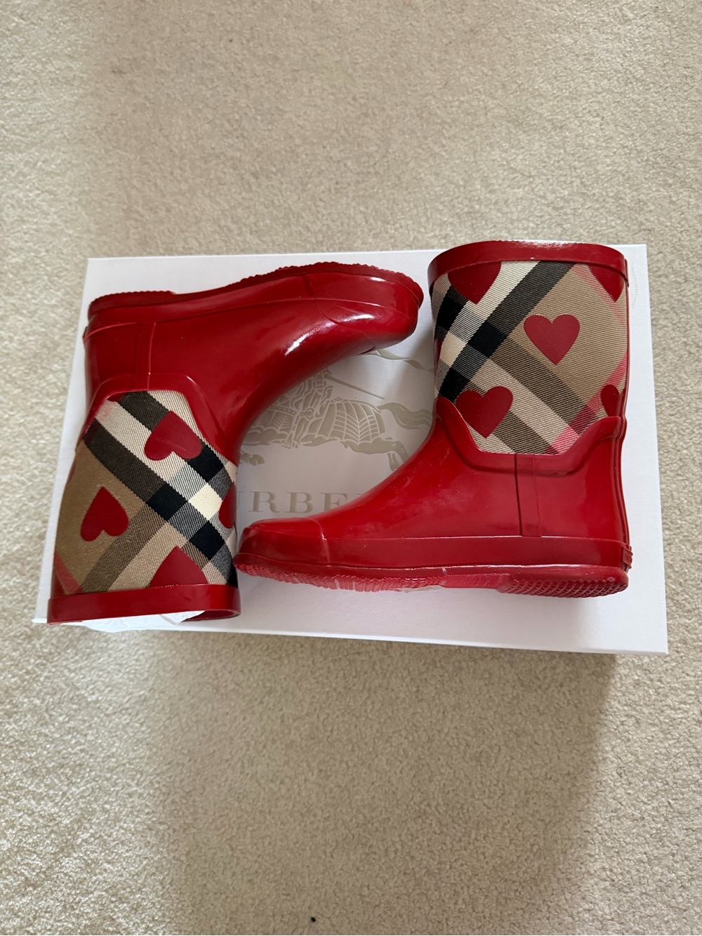 Burberry Kids Red Plaid Heart Rain Boots - Picture 3 of 7